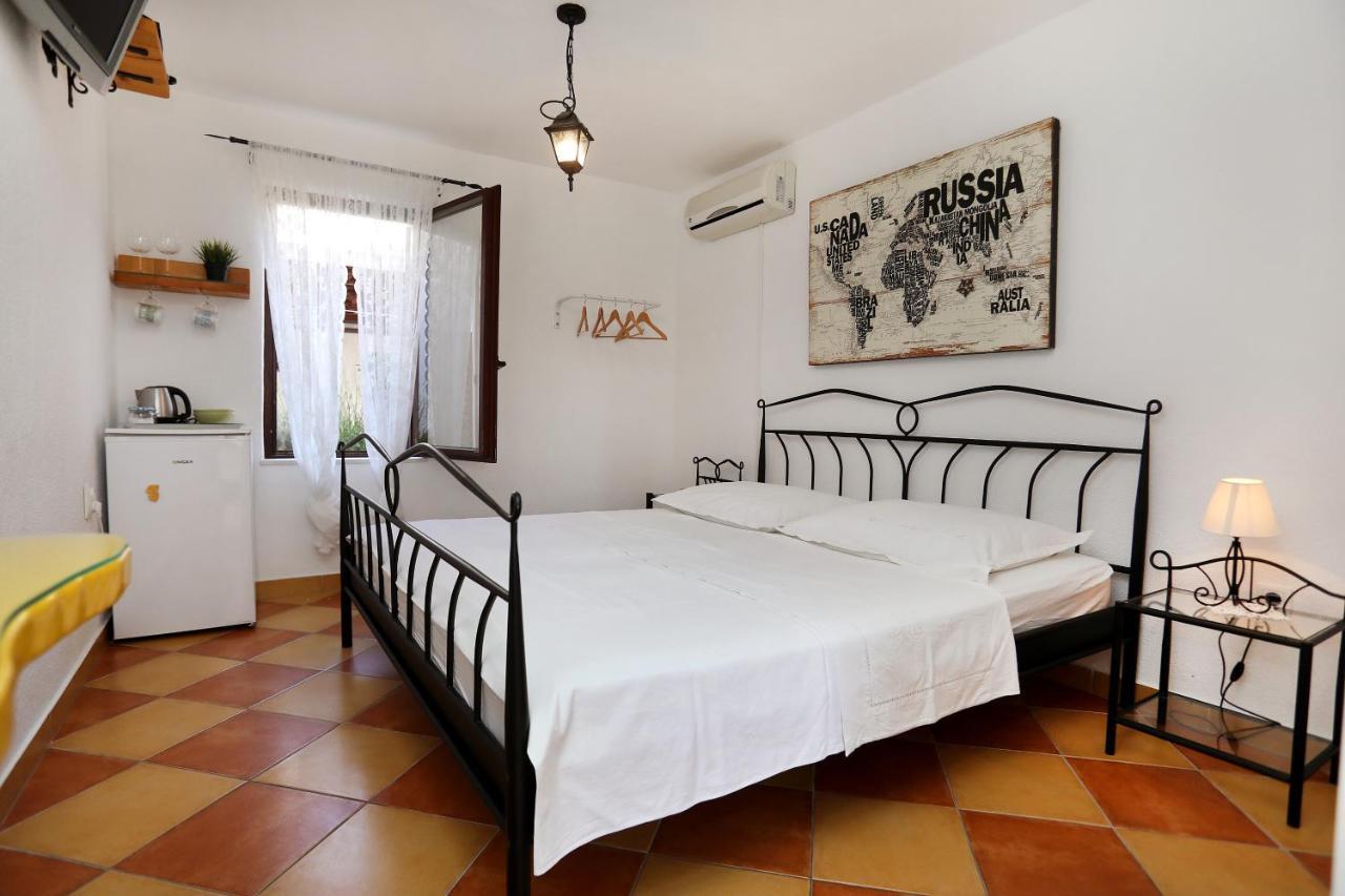 Guesthouse Kate Trogir Luaran gambar