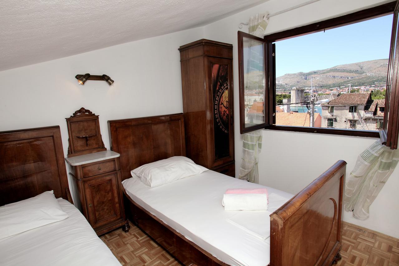 Guesthouse Kate Trogir Luaran gambar